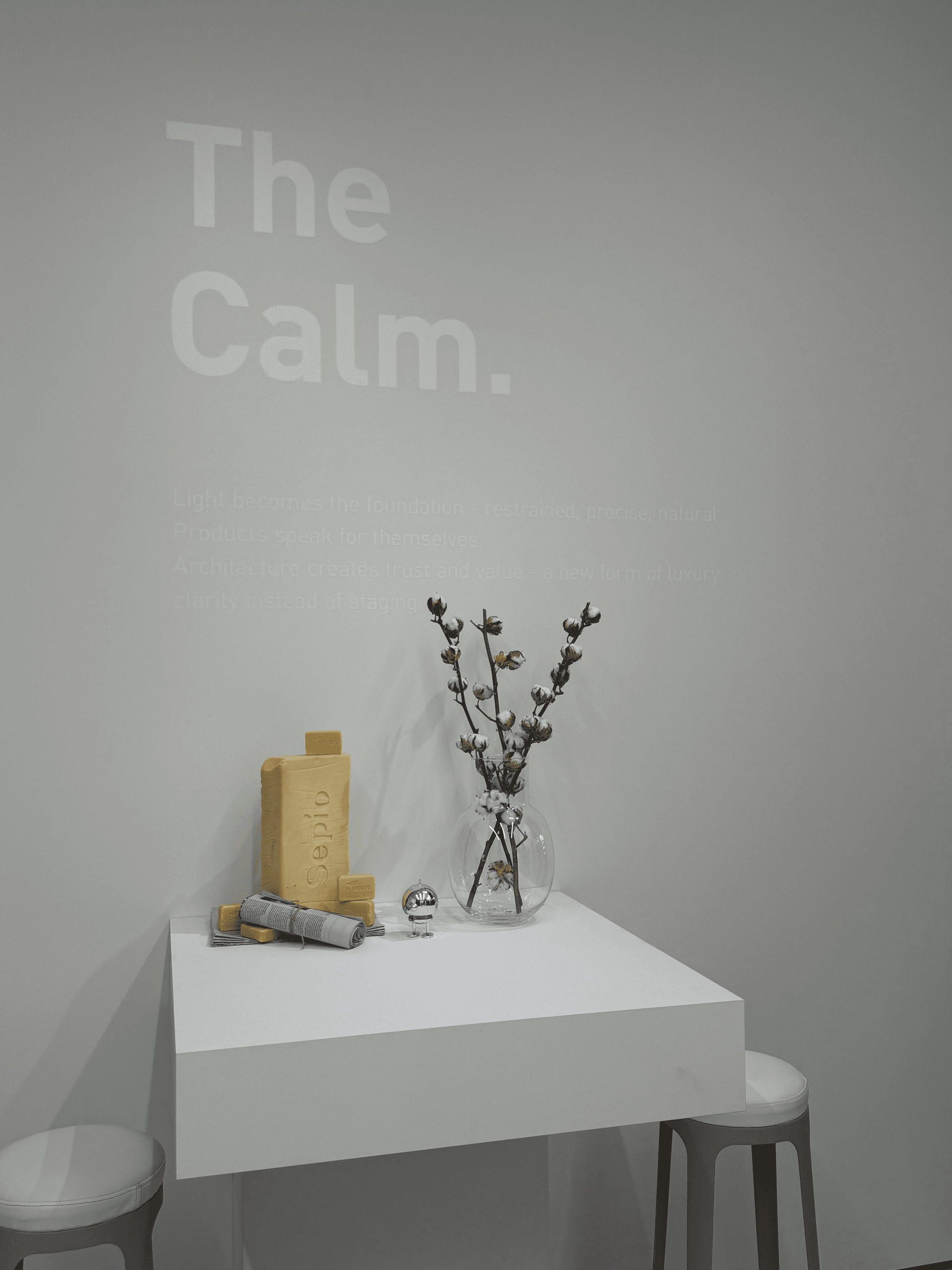 Elegant booth design letting aesthetics speak