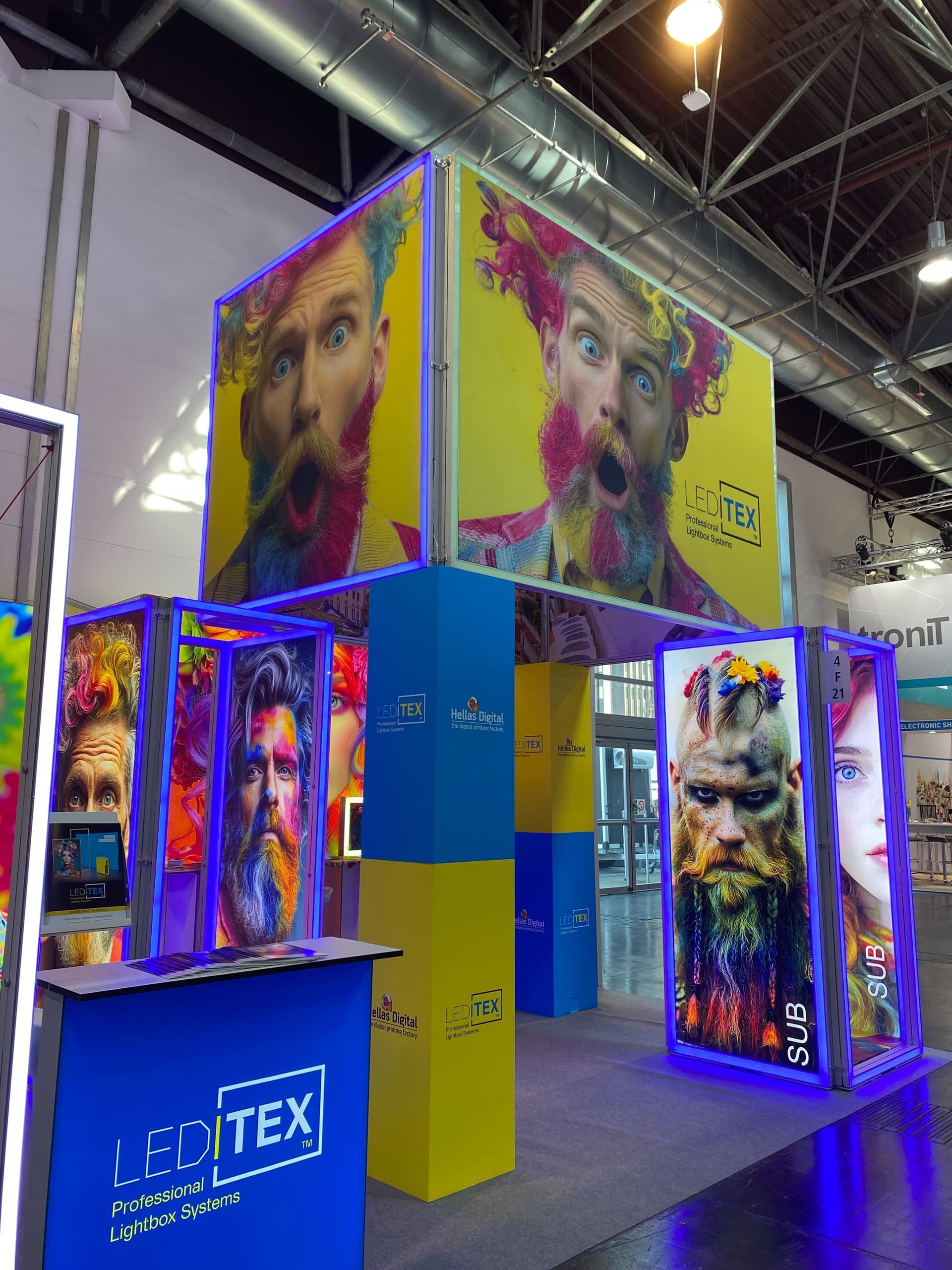 Leditex professional lightbox display systems at EuroShop